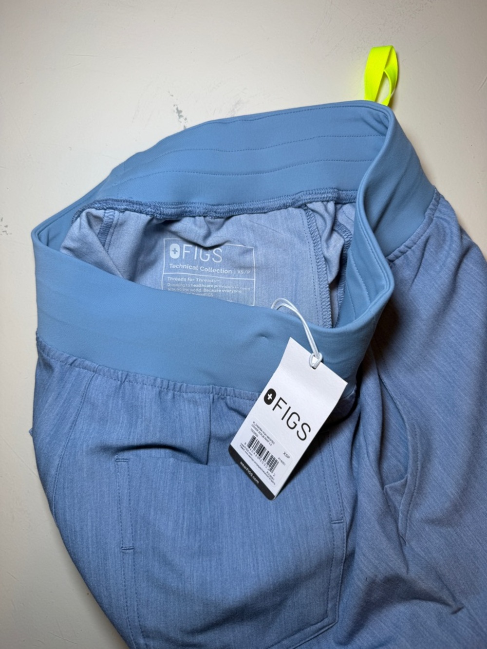 FIGS New Heather Indigo Scrub Set - Picture 6 of 11